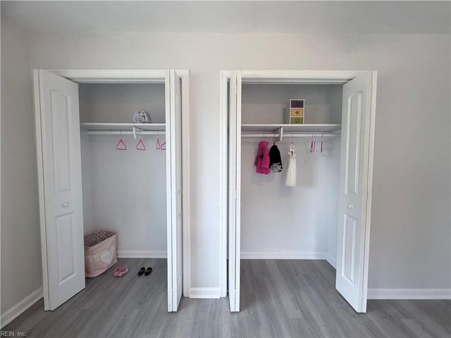 10 C C Spaulding DR, Hampton, VA 23666