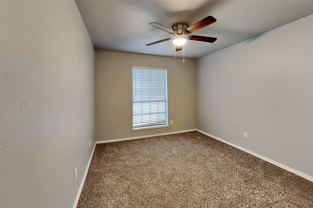 1711 Chesterfield Drive, Carrollton, TX 75007