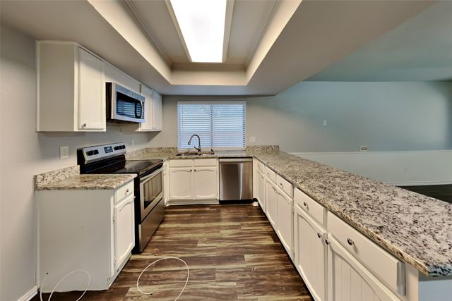 1711 Chesterfield Drive, Carrollton, TX 75007