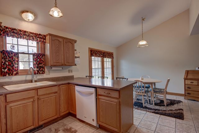 6818 Trailside Avenue, Portage, IN 46368