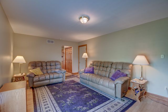 6818 Trailside Avenue, Portage, IN 46368