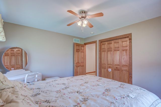 6818 Trailside Avenue, Portage, IN 46368