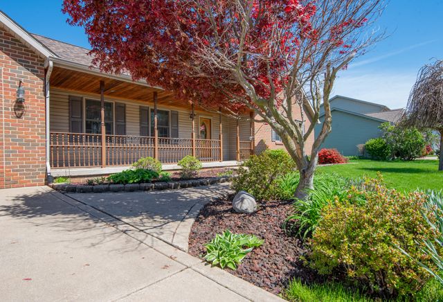 6818 Trailside Avenue, Portage, IN 46368