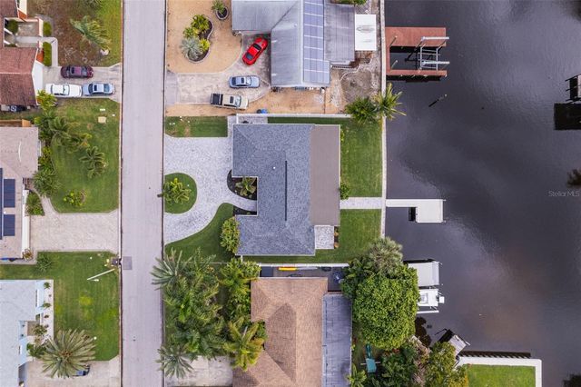 170 98TH AVENUE N, St Petersburg, FL 33702