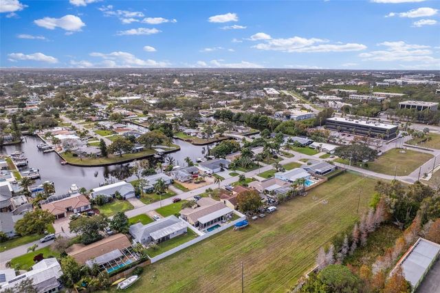 170 98TH AVENUE N, St Petersburg, FL 33702