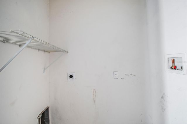 2741 MERRIEWEATHER LANE, Kissimmee, FL 34743