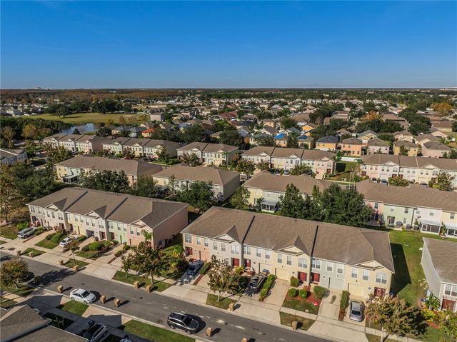 2741 MERRIEWEATHER LANE, Kissimmee, FL 34743