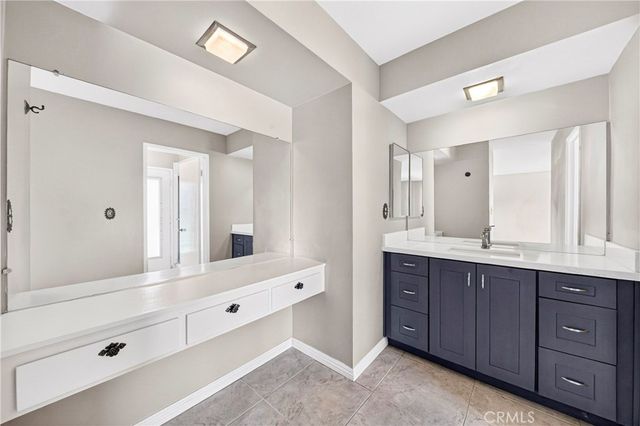 2300 Camino Escondido, Fullerton, CA 92833