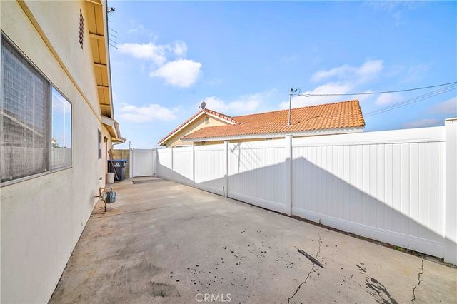 2300 Camino Escondido, Fullerton, CA 92833