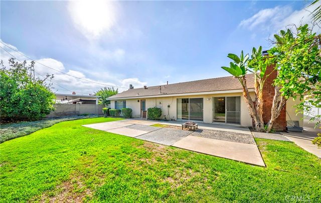 2300 Camino Escondido, Fullerton, CA 92833