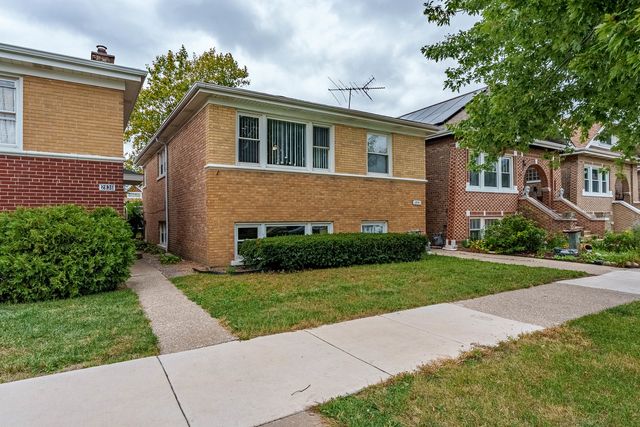 2834 Highland Avenue, Berwyn, IL 60402