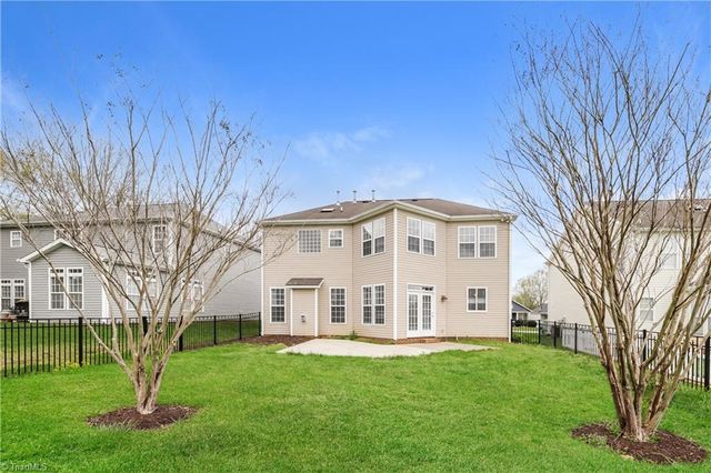 169 Bridgewater Drive, Advance, NC 27006