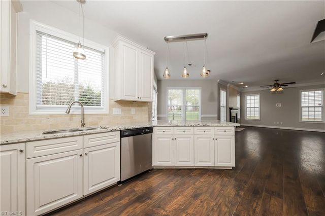 169 Bridgewater Drive, Advance, NC 27006