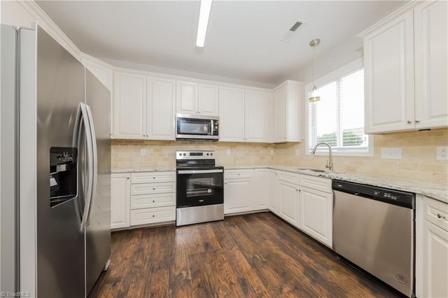 169 Bridgewater Drive, Advance, NC 27006