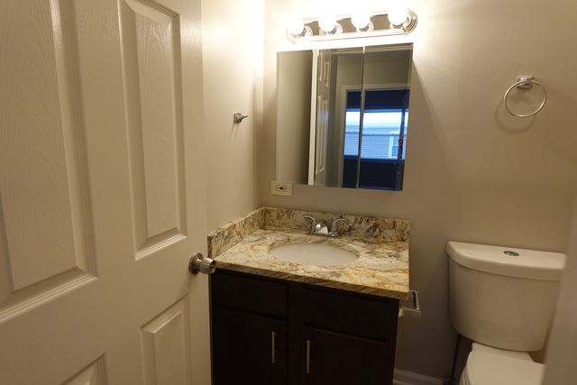 7956 164th Court 325, Tinley Park, IL 60477