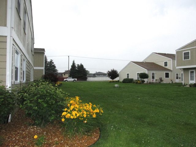 7956 164th Court 325, Tinley Park, IL 60477