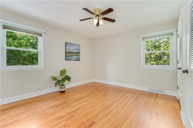 1107 E 109th Terrace, Kansas City, MO 64131