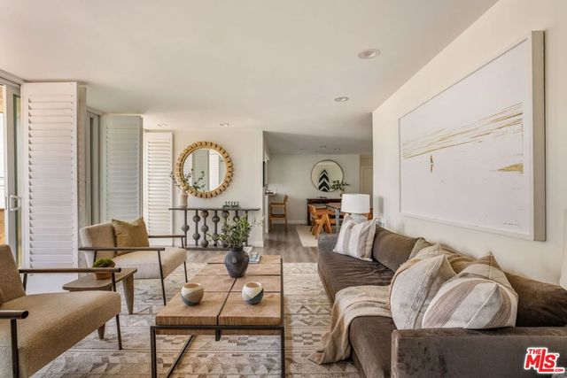 30 Driftwood Street 4, Marina Del Rey, CA 90292