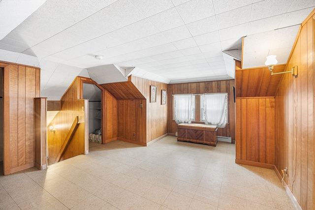 108 Inland St, Lowell, MA 01851