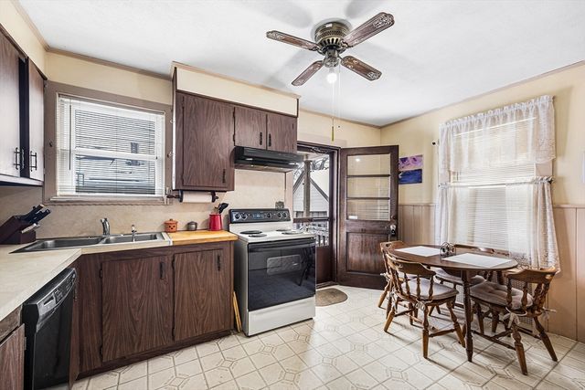 108 Inland St, Lowell, MA 01851