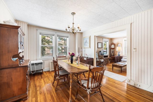 108 Inland St, Lowell, MA 01851