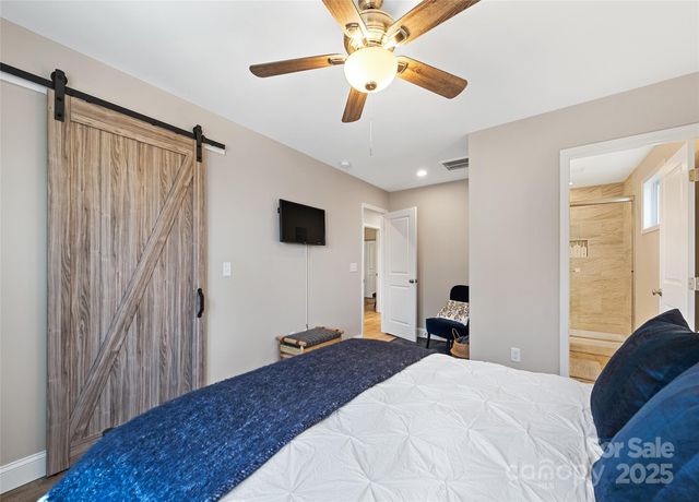 687 Holtzclaw Road, Canton, NC 28716