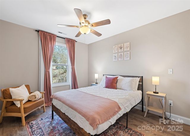 687 Holtzclaw Road, Canton, NC 28716