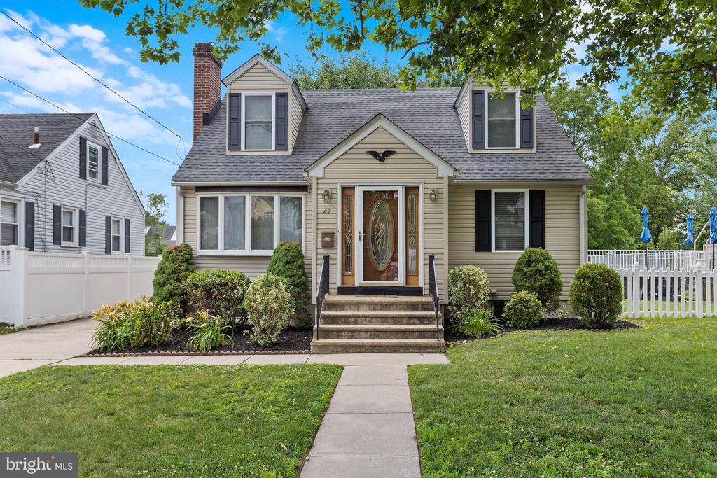 47 BENTLEY AVE, Hamilton, NJ 08619