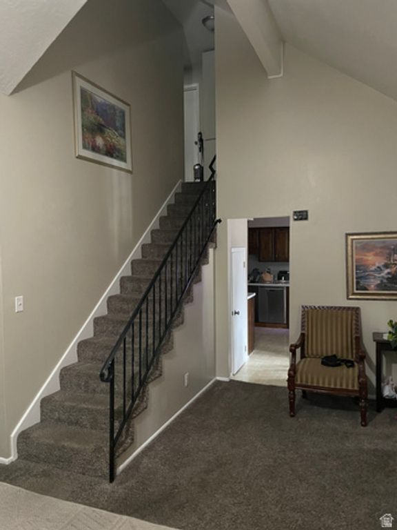 Image 5 of property listing at 158 W WOODSIDE DR, Provo, UT 84604