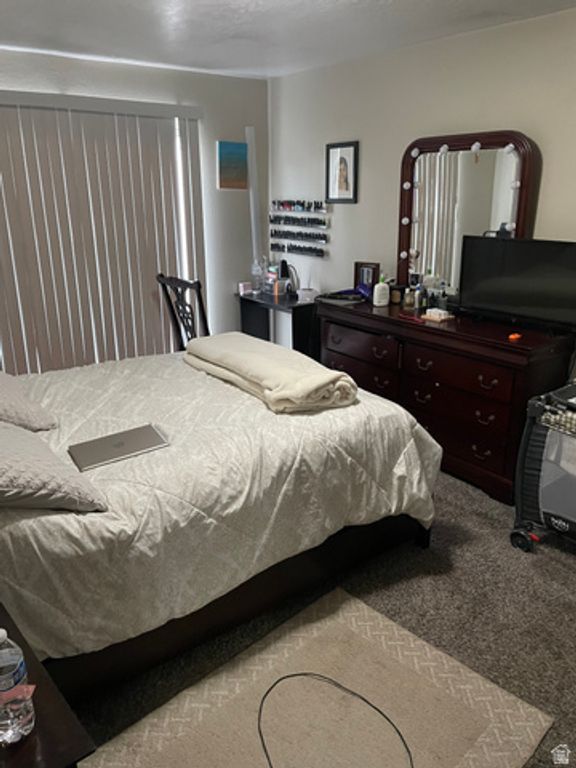 Image 9 of property listing at 158 W WOODSIDE DR, Provo, UT 84604