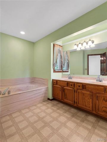 2061 Lost Meadow Drive, St Charles, MO 63303