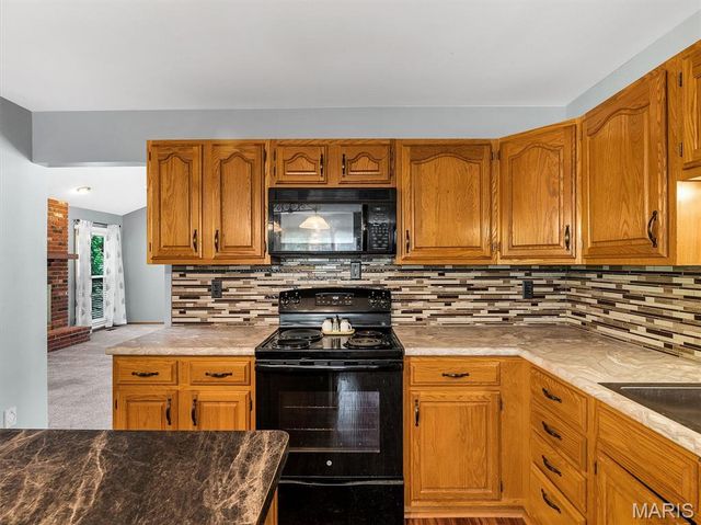 2061 Lost Meadow Drive, St Charles, MO 63303