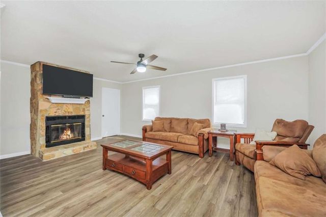 933 Chisholm Trail, Macon, GA 31220