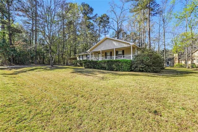 933 Chisholm Trail, Macon, GA 31220