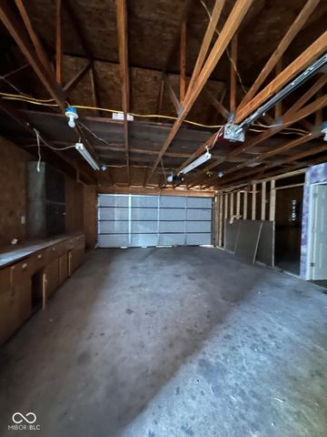 3235 N 21st Street, Terre Haute, IN 47804