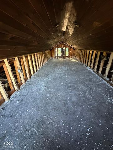 3235 N 21st Street, Terre Haute, IN 47804