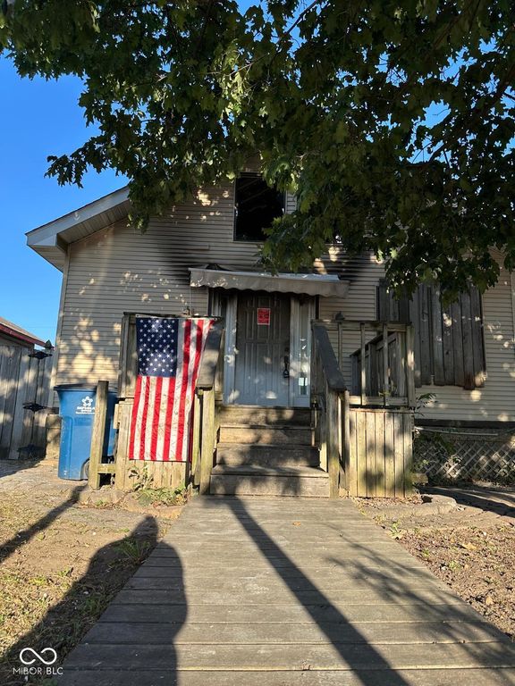 3235 N 21st Street, Terre Haute, IN 47804