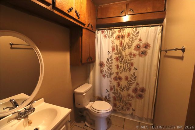 16625 E 1st Street, Tulsa, OK 74108