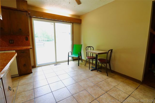 16625 E 1st Street, Tulsa, OK 74108