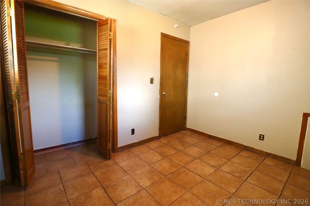 16625 E 1st Street, Tulsa, OK 74108