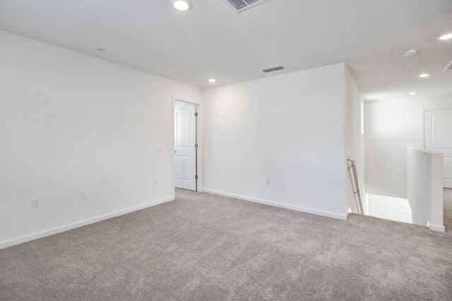 12759 Scholarly Way, Rancho Cordova, CA 95742