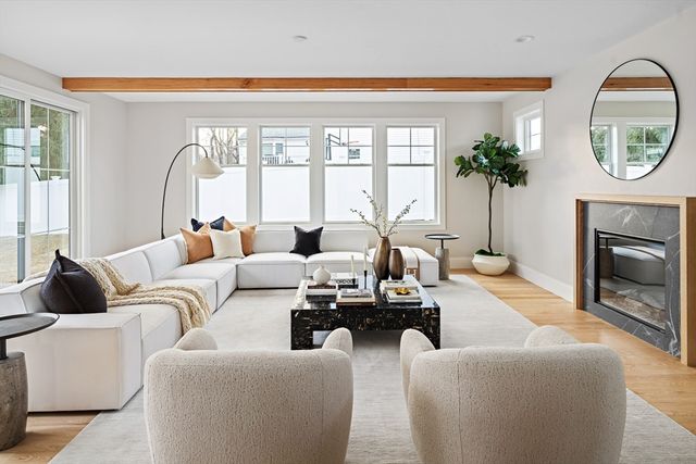 10 O'rourke Path, Newton, MA 02459