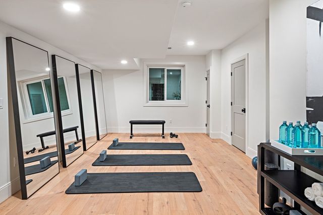 10 O'rourke Path, Newton, MA 02459