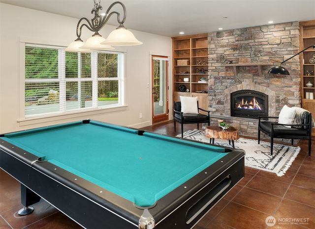 18106 115th Avenue SW, Vashon, WA 98070