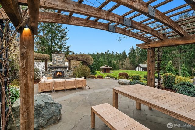 18106 115th Avenue SW, Vashon, WA 98070