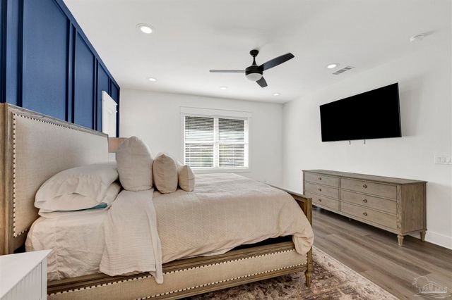 7746 River Rd, Milton, FL 32583