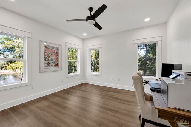 7746 River Rd, Milton, FL 32583