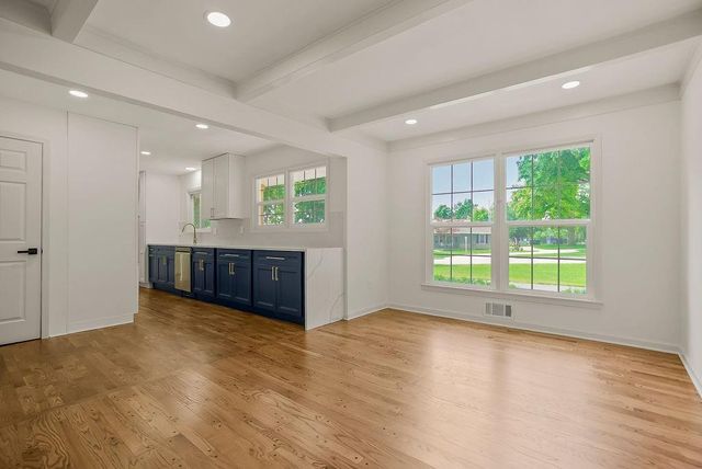 3520 W 93rd Street, Leawood, KS 66206