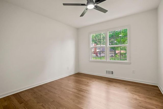 3520 W 93rd Street, Leawood, KS 66206