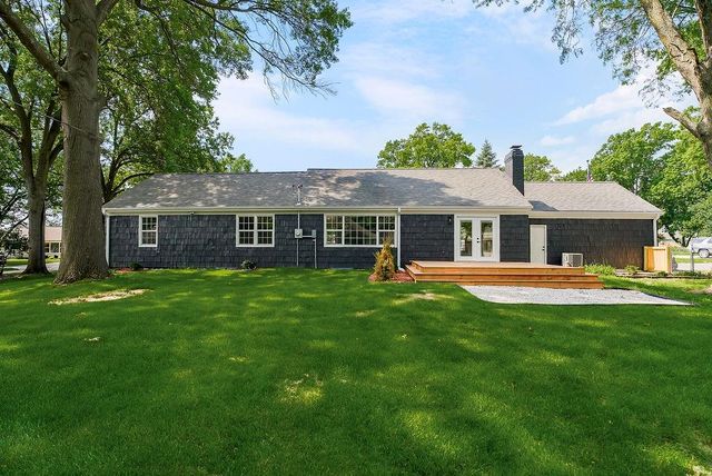 3520 W 93rd Street, Leawood, KS 66206
